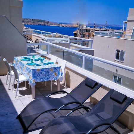Sea View New Penthouse Terrace & Garage Parking Apartment Сейнт Полс Бей Екстериор снимка